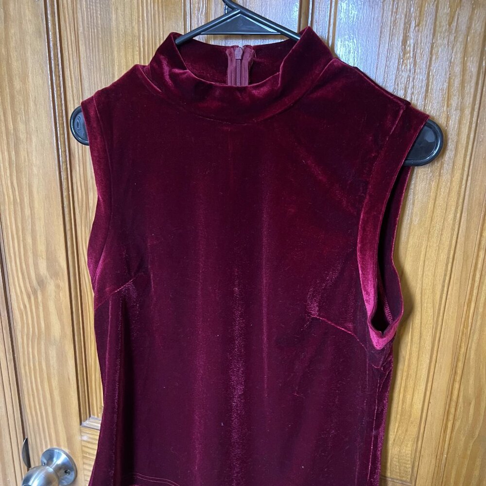 Red Velvet Zipup Sleeveless Mock Turtleneck